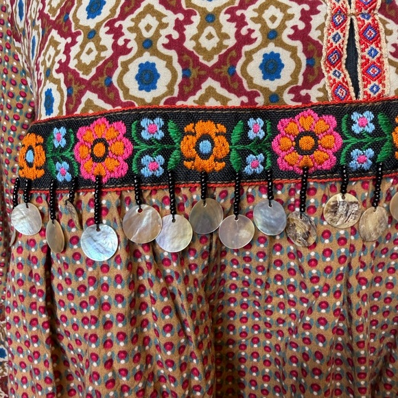 Umgee printed baby doll tunic embroidered sequin trim size Small - Picture 5 of 13